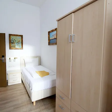 Apartment Diamonds Loft Köln