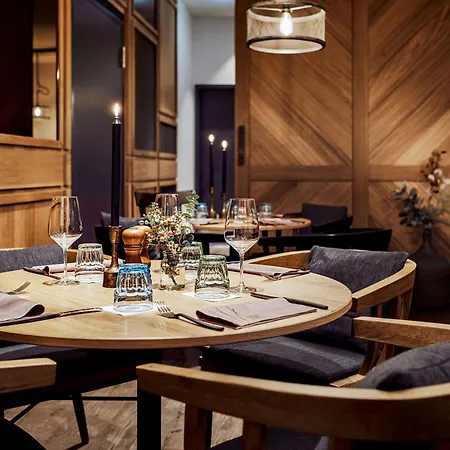 Hotel Mondial Am Dom Mgallery 4*