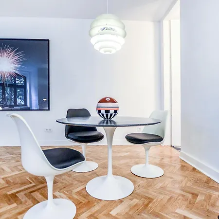 Design Am Roemerturm Apartment