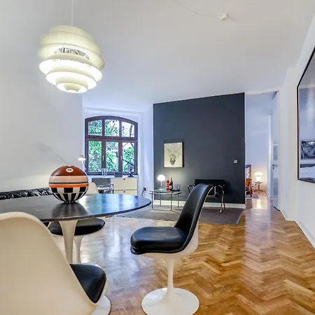 Apartment Design Am Roemerturm Cologne