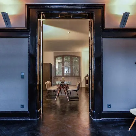 Apartment Design Am Roemerturm
