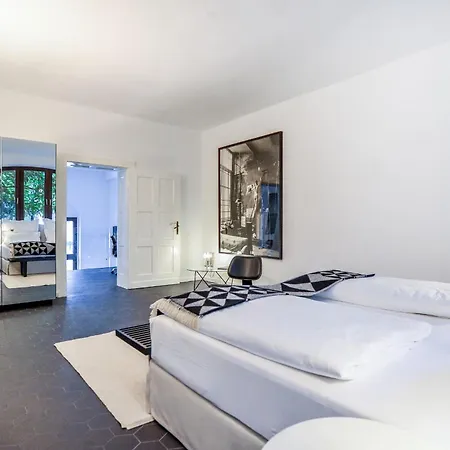 Design Am Roemerturm Apartment *