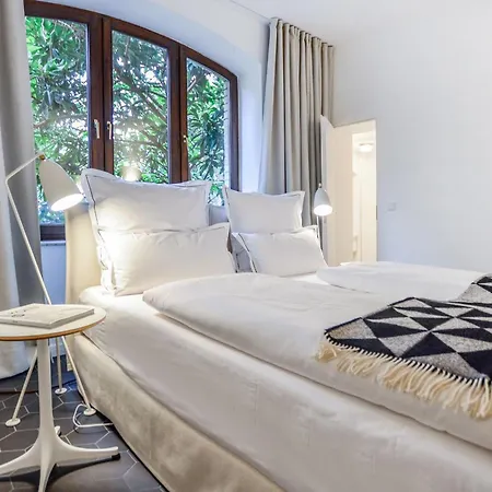 Design Am Roemerturm Apartment *