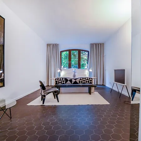 Apartment Design Am Roemerturm *