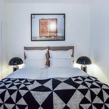 Apartment Design Am Roemerturm Cologne