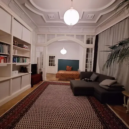 Suedstadt Loft Apartment