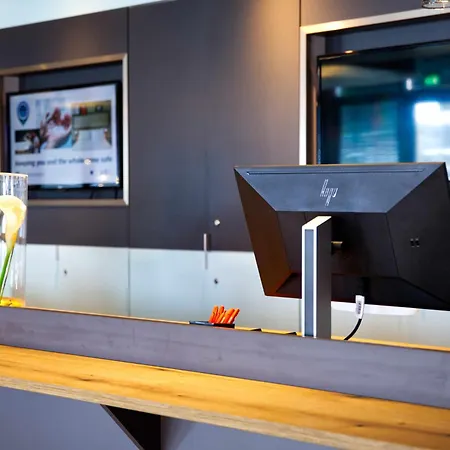 Ibis Messe