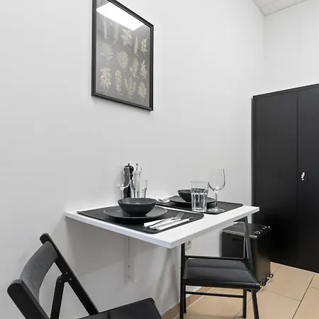 Apartment Gemuetlich Und Zentral, 3km Zum Flughafen Koeln-bonn *