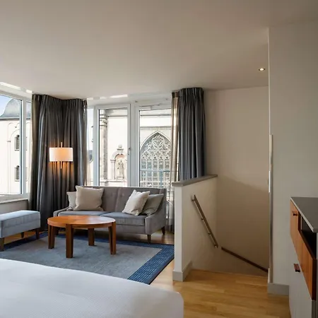 Hilton 5* Cologne