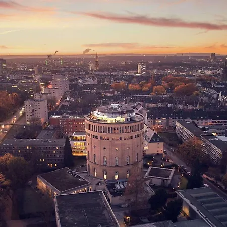 Отель Wasserturm Cologne, Curio Collection By Hilton Кёльн