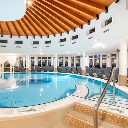 Hotel A&o Koeln Hauptbahnhof 2*