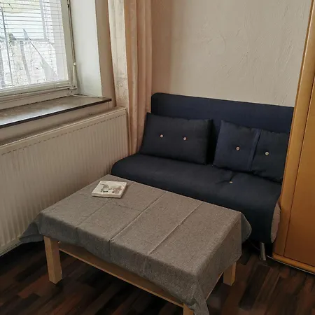 Nette Ein-zimmer-wohnung Homestay *