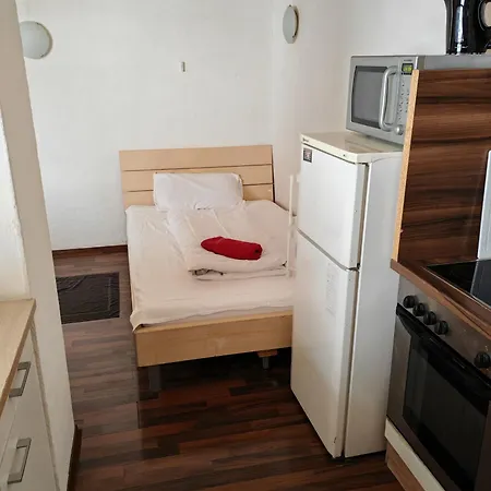 Homestay Nette Ein-zimmer-wohnung Cologne