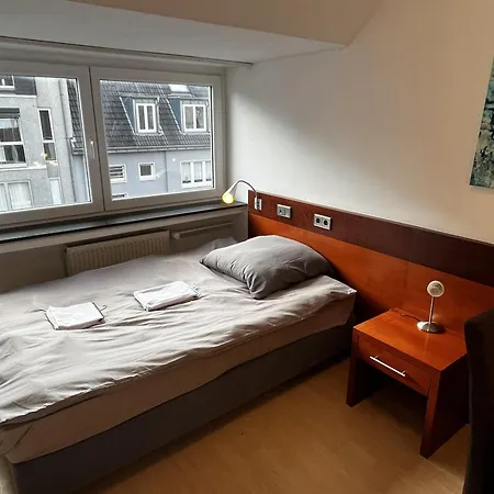 Tenova Koeln-neumarkt * Cologne