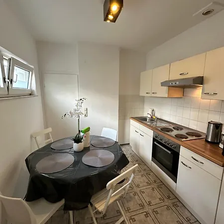 Loft Living - - Ehrenfeld Apartment *