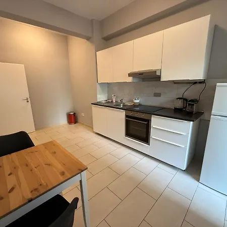 Apartment Deluxe Apartment With 2 Rooms L-Peony
