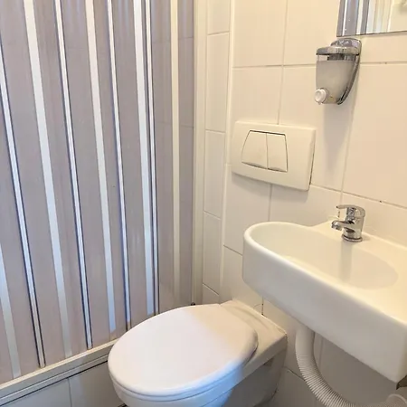 Guest house Garni Emir 3*
