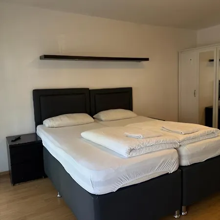 Guest house Garni Emir Cologne
