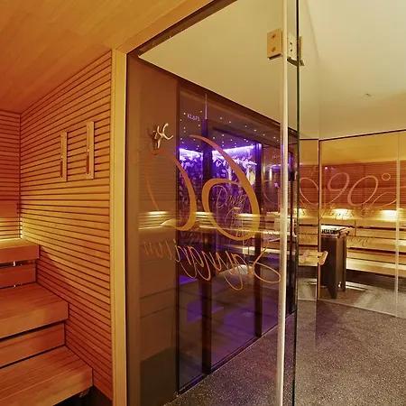 Savoy 4* Keulen