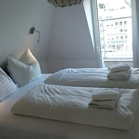 Aparthotel Domapartments Cologne City Heumarkt 46 + 65 3*