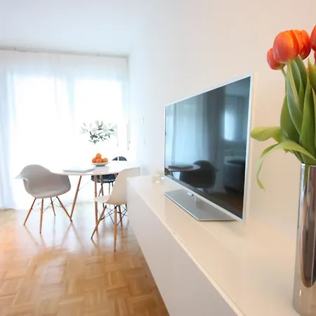 City Studio Appellhofplatz Апартаменты