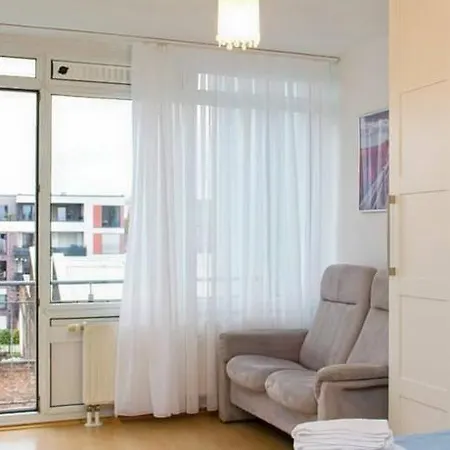 Alice Apartment *
