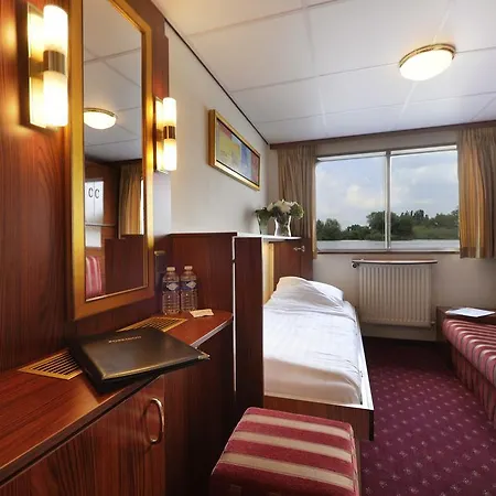 Crossgates Hotelship 3 Star 3*