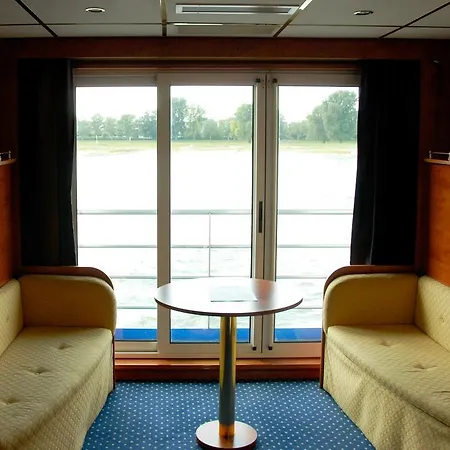 Botel Crossgates Hotelship 3 Star Cologne