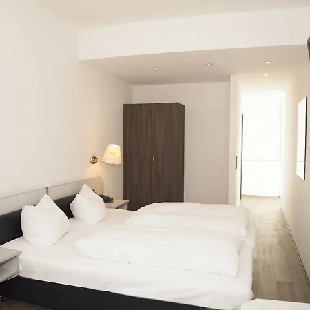 Hotel A&o Koeln Hauptbahnhof 2*