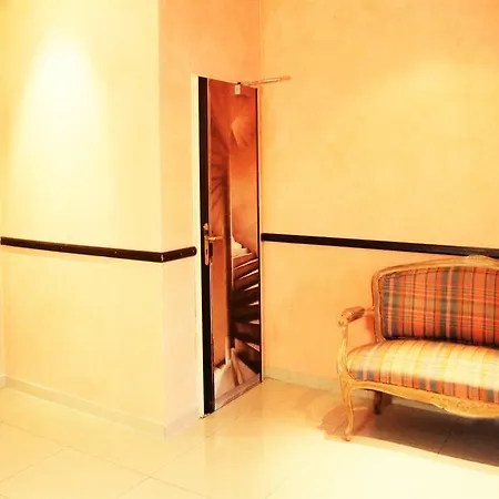 Lorien Hotel