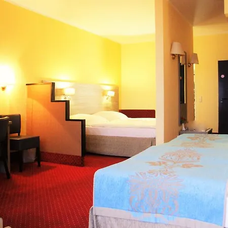 Lorien Hotel