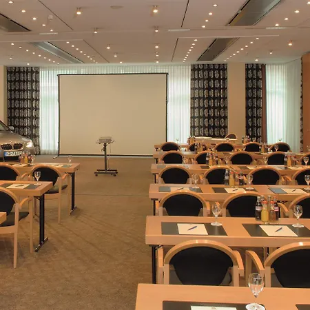 Plaza Premium Hotel