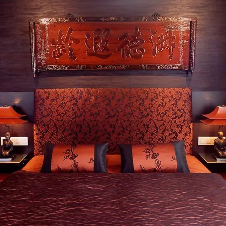 Hotel Savoy