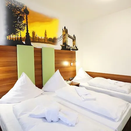Hotel Warsteinerhof By Centro Comfort 3*