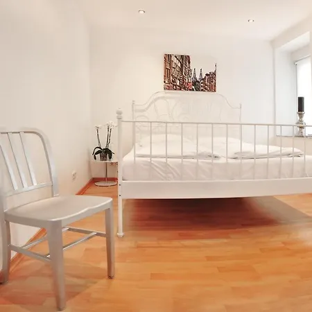 Apartment Domapartment City Altstadt