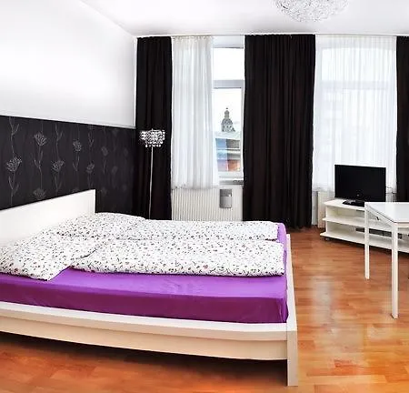 Apartment Domapartment City Altstadt