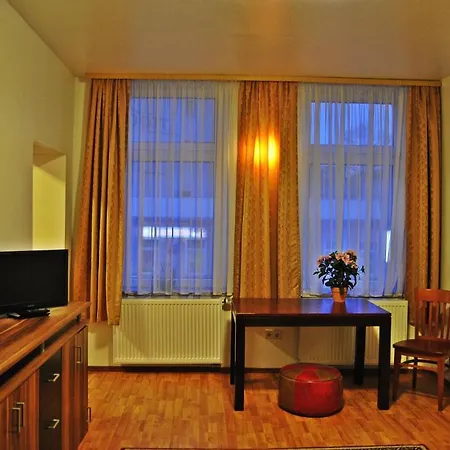 Koelnotel Hostel, & Vandrarhem *
