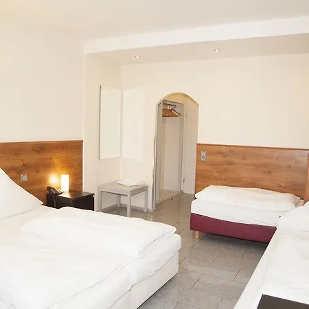 Hotel A&o Koeln Hauptbahnhof 2*