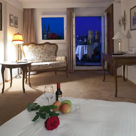 Hotel The Midtown Keulen