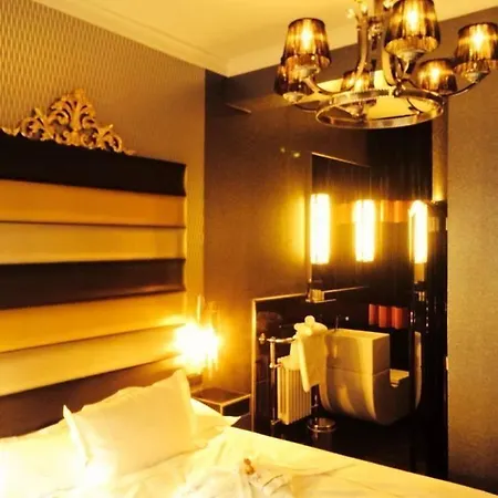 Humboldt1 Palais-hotel & Bar 4*