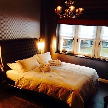 Humboldt1 Palais-hotel & Bar 4*