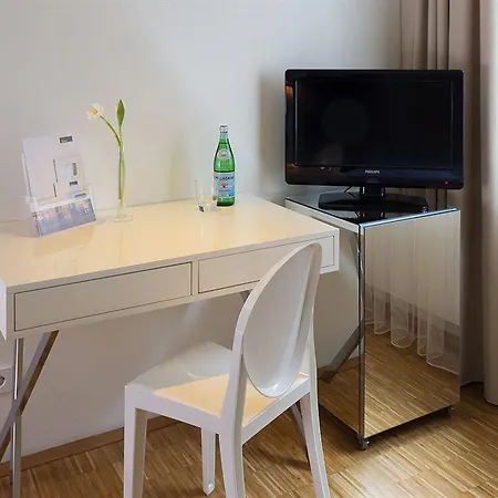 Santo 4* Cologne