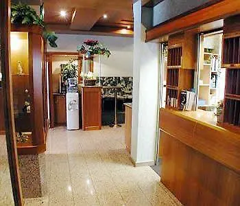 Merian 3* Cologne
