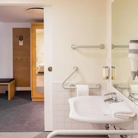 Stadthotel Am Roemerturm Hotel Cologne