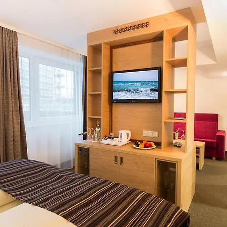Stadthotel Am Römerturm 4*