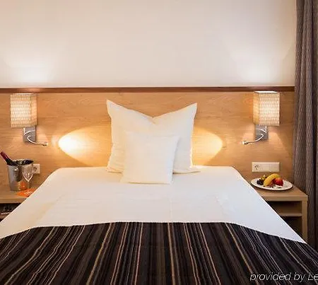 Stadthotel Am Römerturm 4* Köln