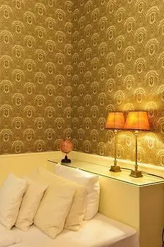 Domstern Hotel