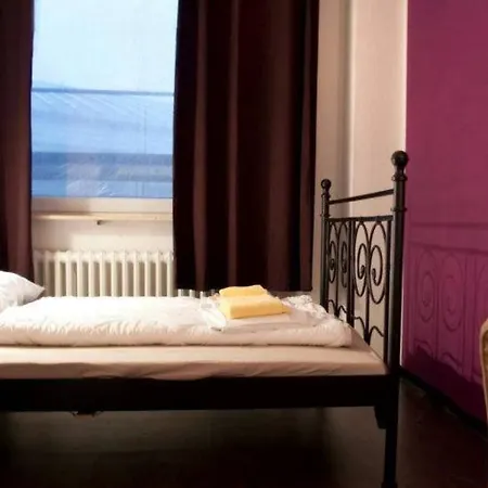 Station - For Backpackers Hostel