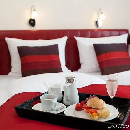 Esplanade 3*