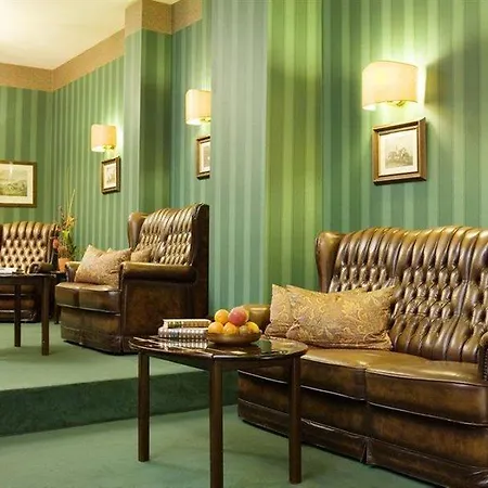 Hotel The Ascot